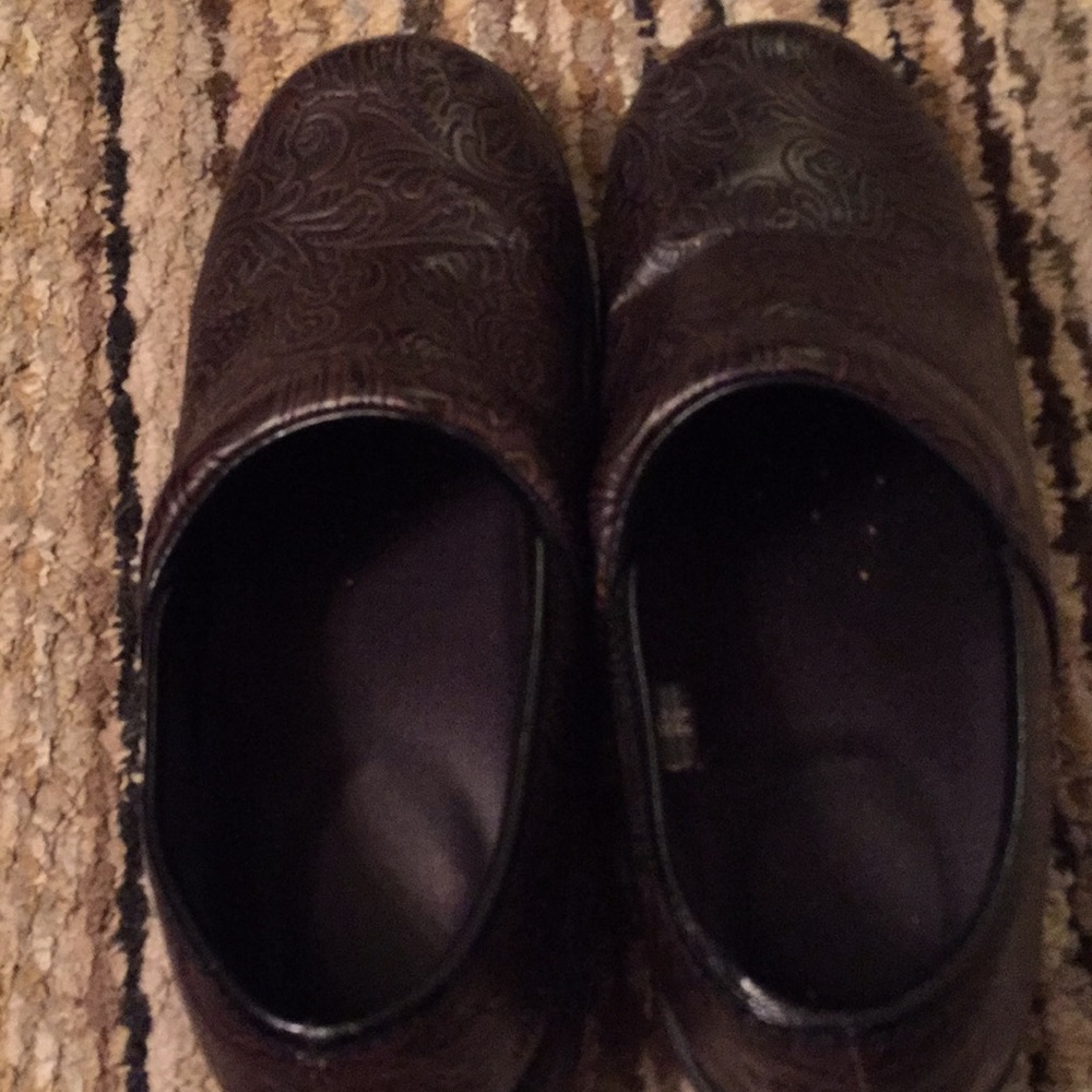 SafeTstep clogs good condition